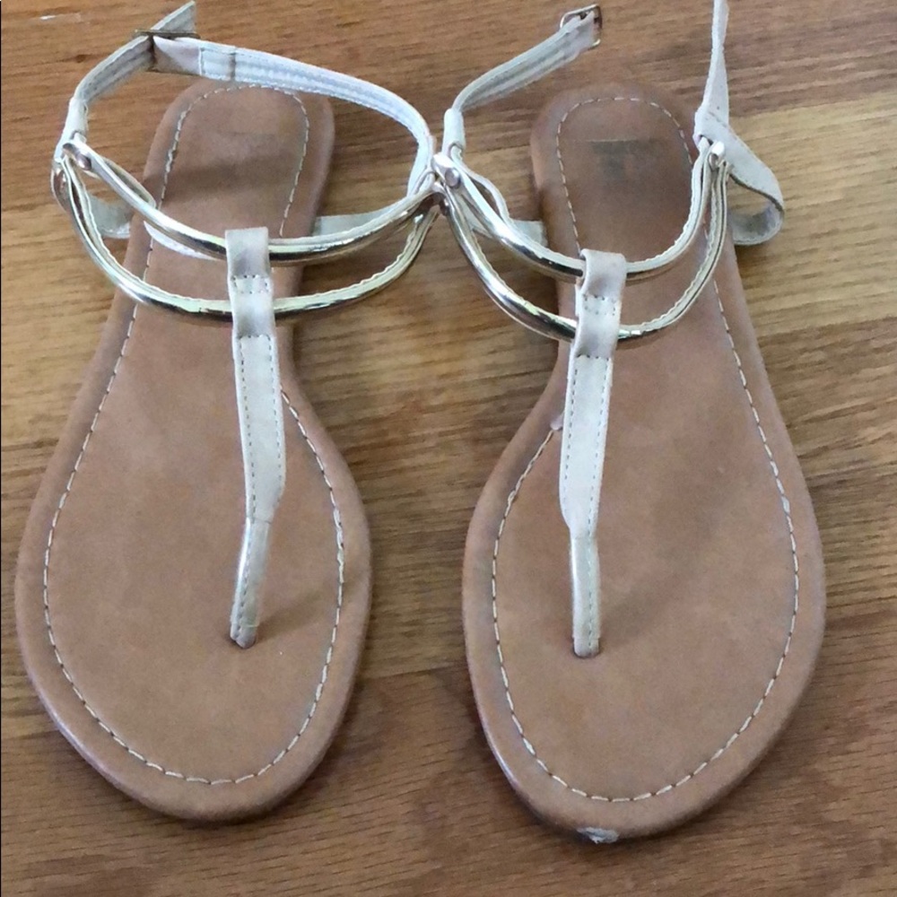 Size 6 sandal